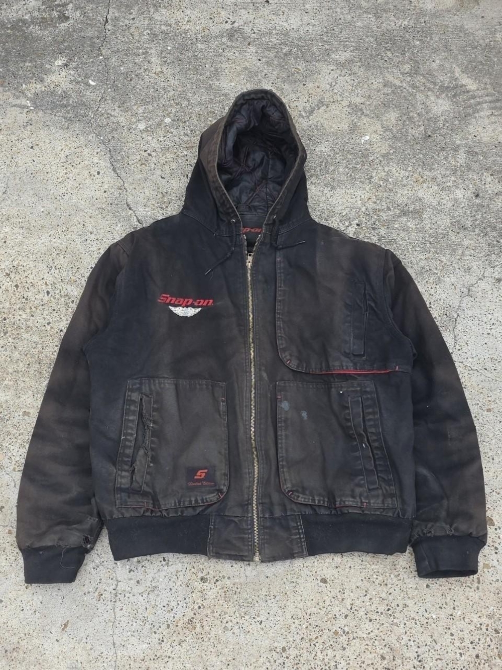 Snap On Tools Men’s Size Large Work Wear Full Zip Up Quilted Jacket DISTRESSED